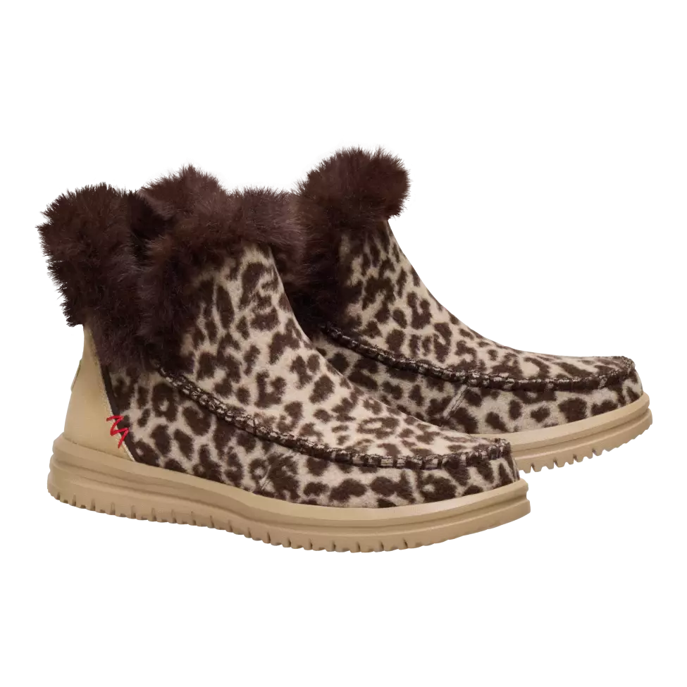 Camden Brushed Leopard Cozy 